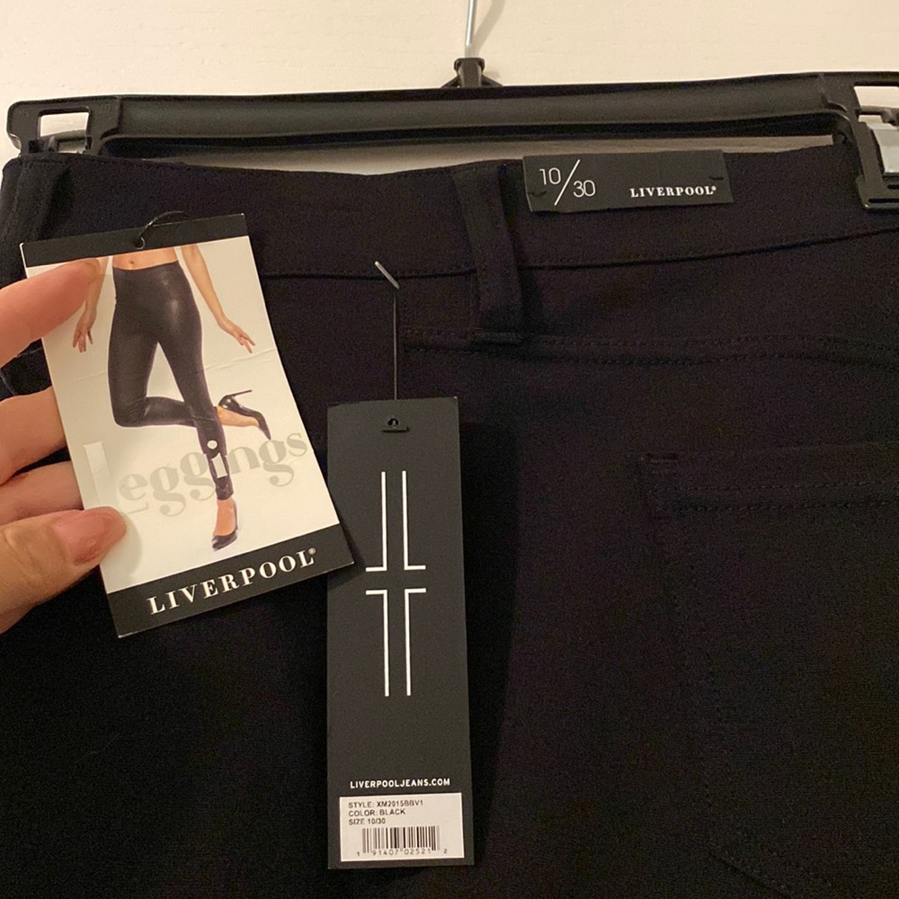 Liverpool Leggings